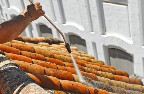 Nettoyage de toitures - Saint-Évarzec